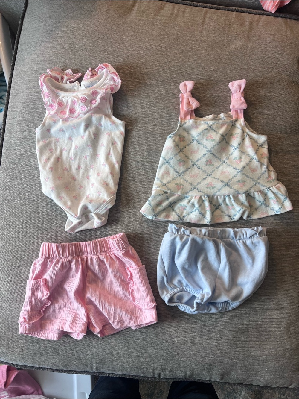 Draper James Pink and Light Blue Baby Girls 4-Piece Outfit Set